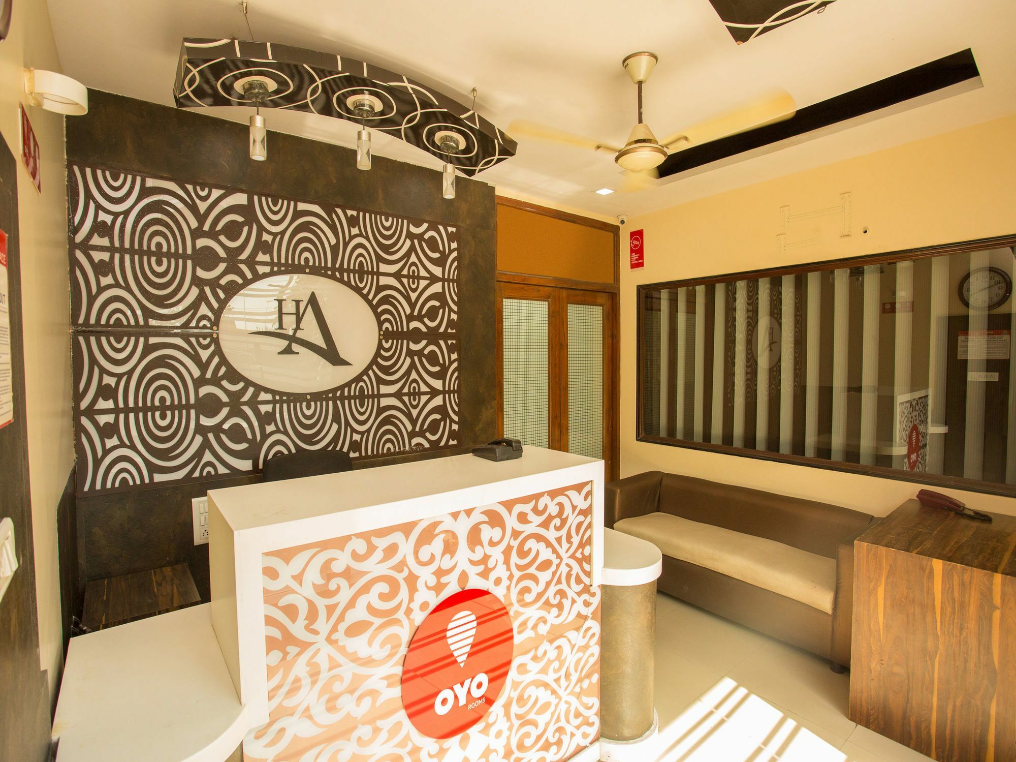 Hotel Adore Palace Mumbai Eksteriør bilde